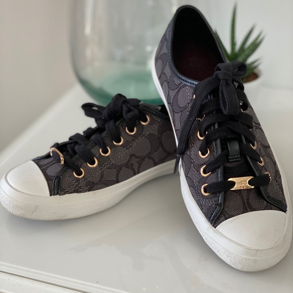 coach lace up sneakers